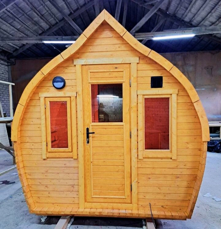 Sauna “Blad” met deur en twee ramen