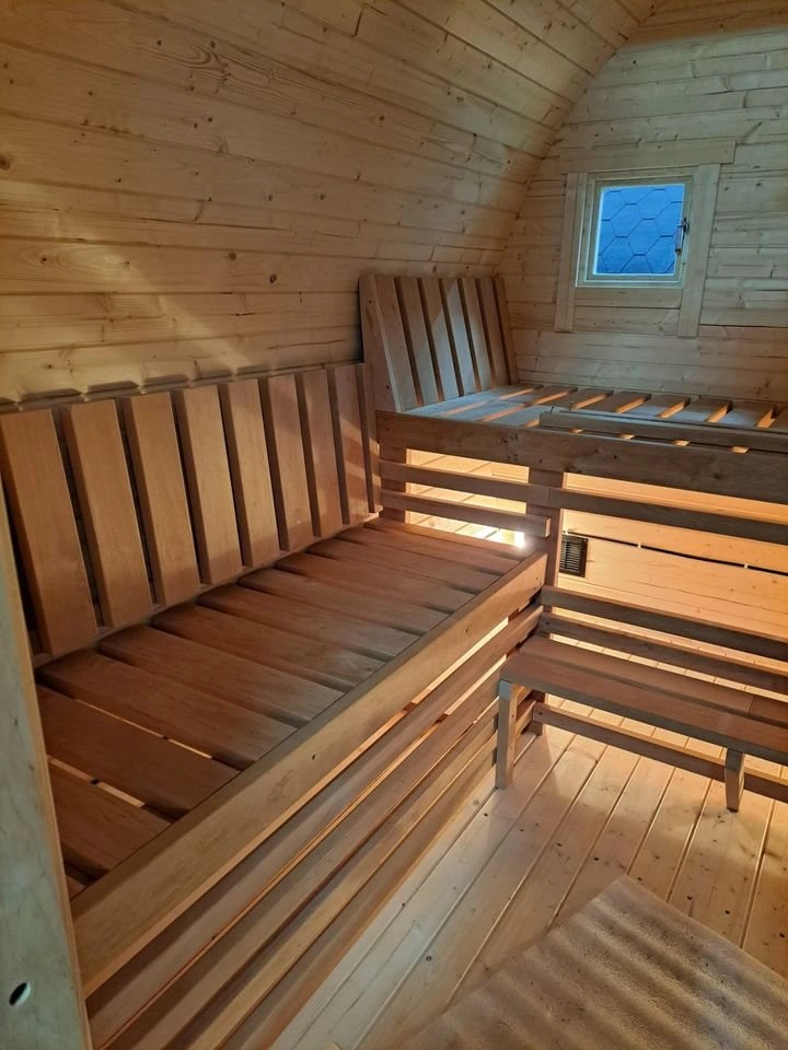 Sauna “Blad” van voren gezien