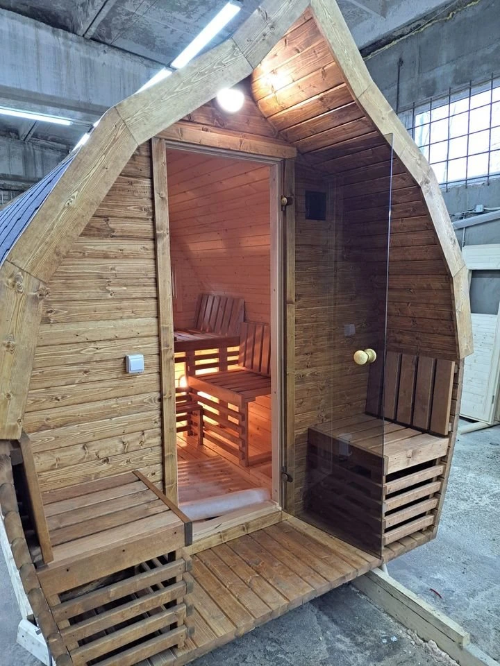 Banken met verlichting in de sauna